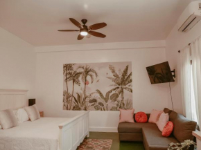 Maison Rouge - Room 3